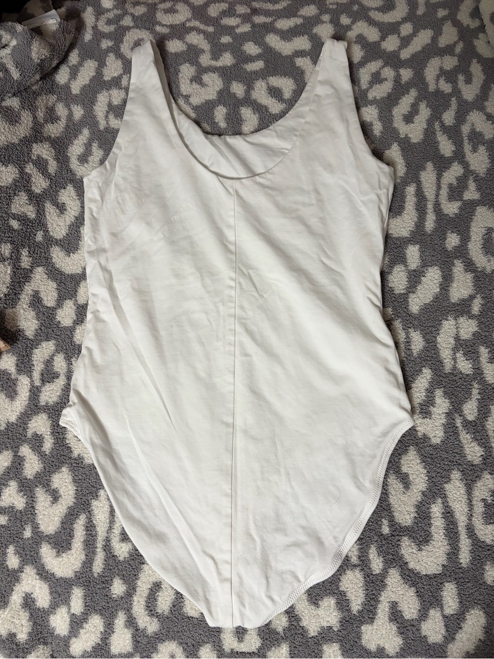 Pact scoop next tank bodysuits - 2 pack (White & Tan) - Picture 5 of 10